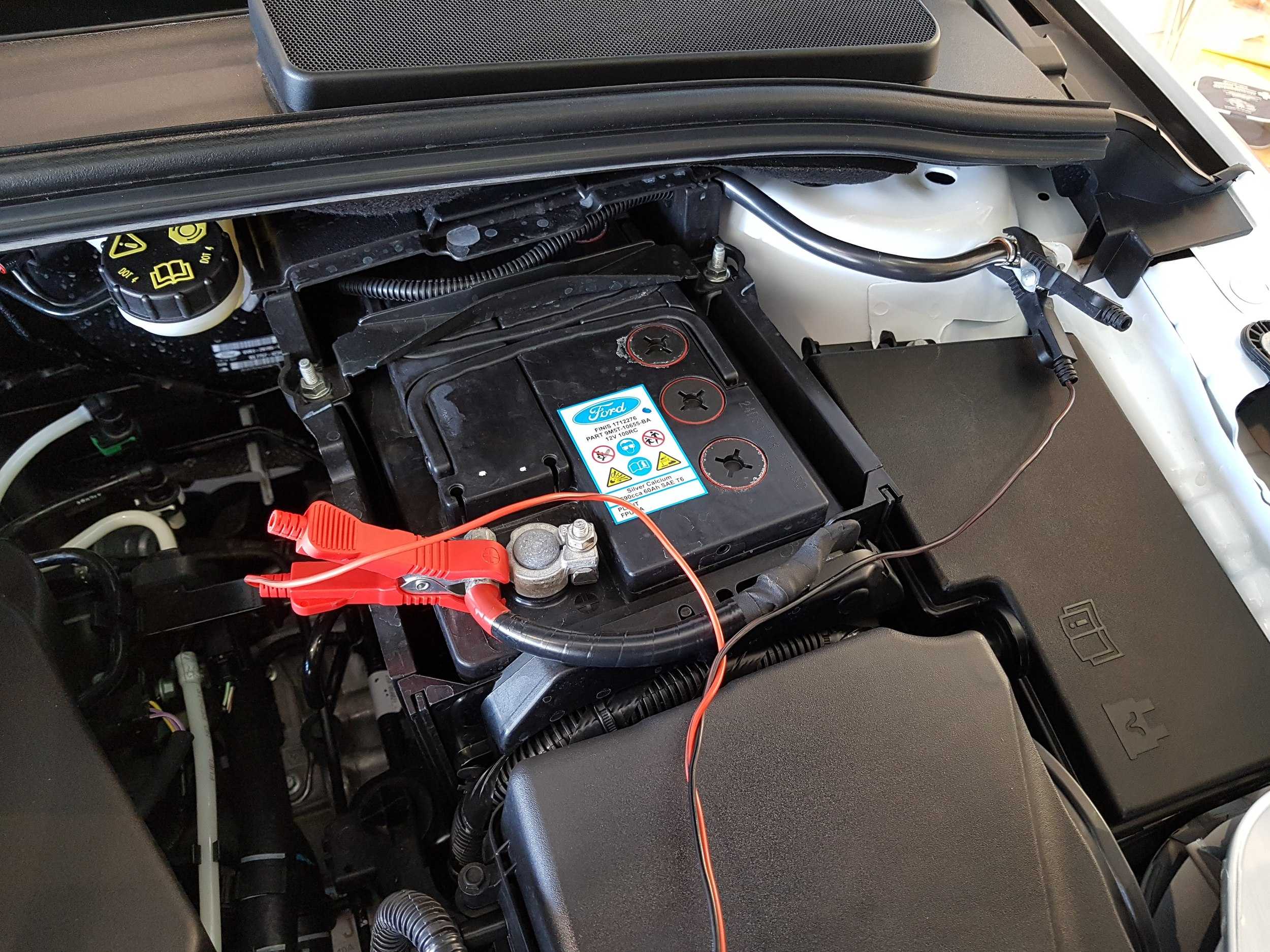Как зарядить аккумулятор в авто без зарядного устройства? - cars-life