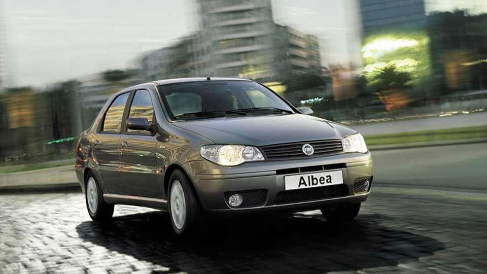 Fiat albea 2008, 1.4 литра, доброго времени суток, бензиновый, тип кузова седан, мкпп, передний привод
