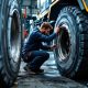 Грузовой шиномонтаж: как выбрать сервис