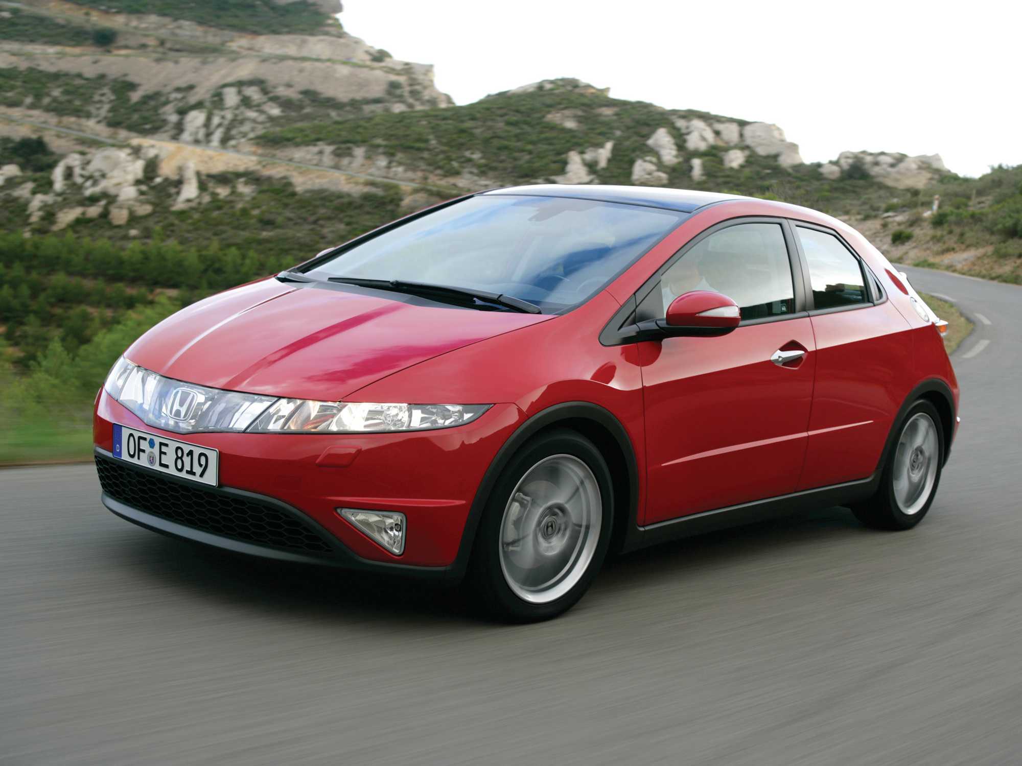 Возможные проблемы с Honda Civic – на основе отзывов автовладельцев: двигатель трансмиссия кузов ходовая часть рулевое управление салон