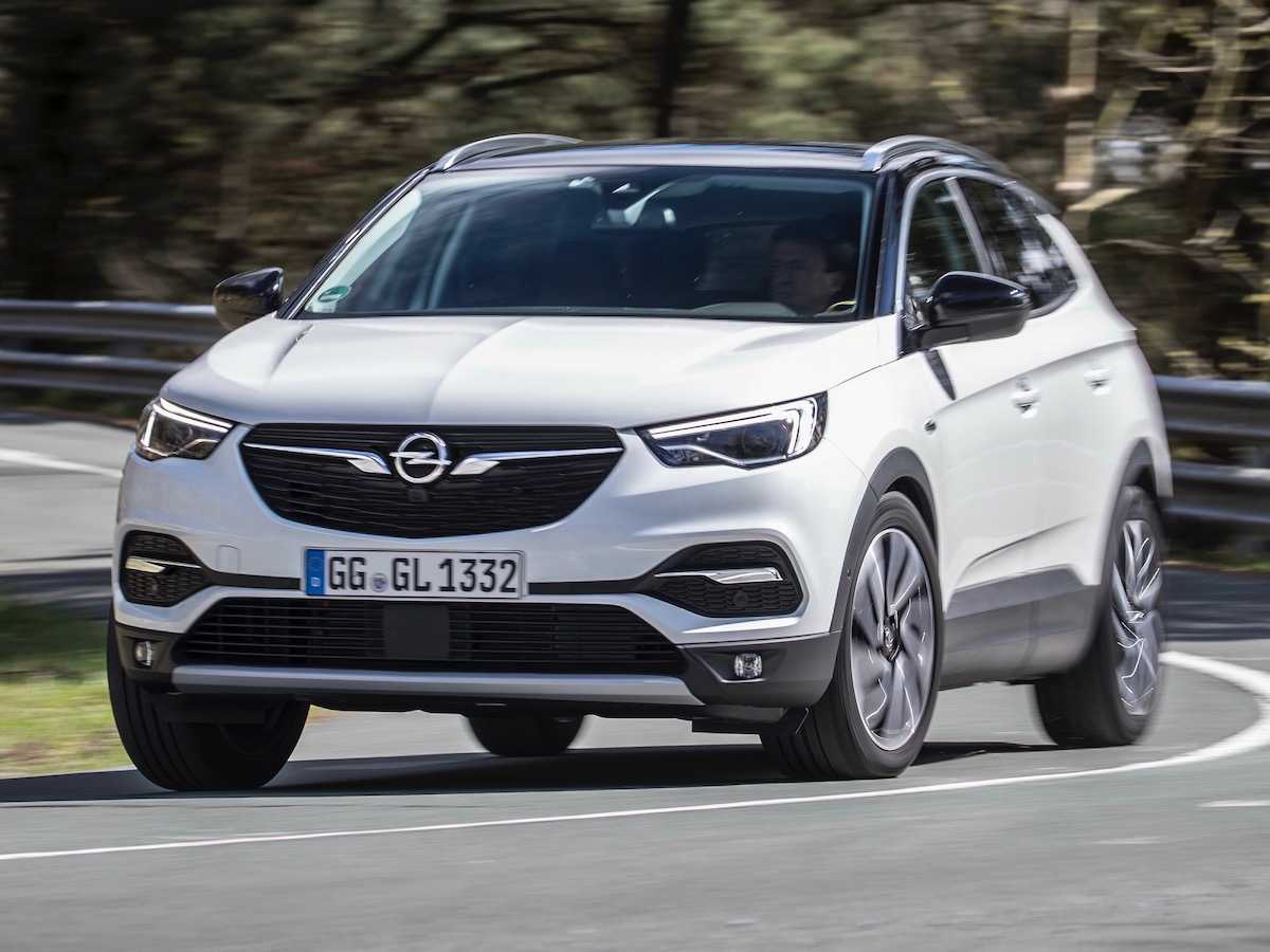 Появились слухи о том что Opel может отказаться от производства подготовленных моделей из линейки OPC