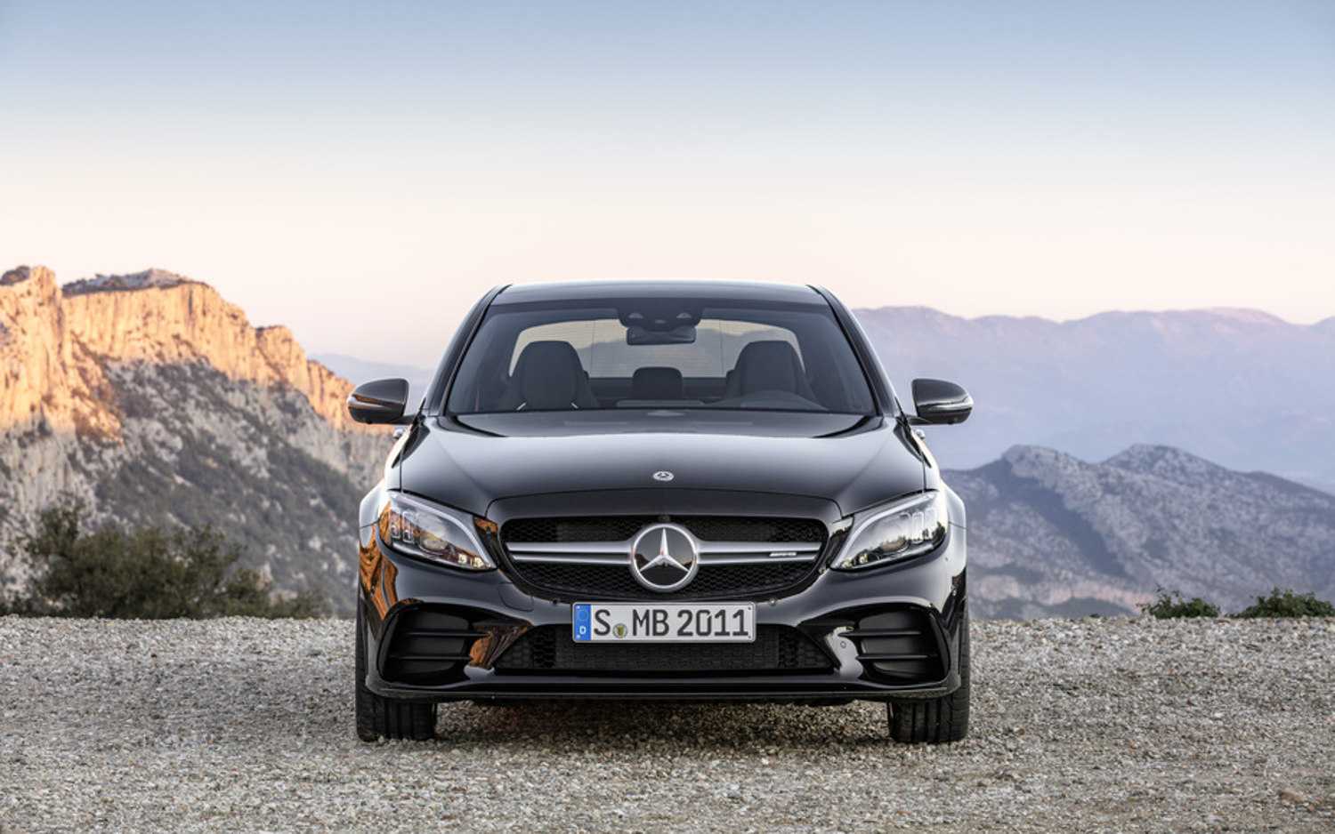 Mercedes-benz a-class sedan 2019: новое воплощение а-класса