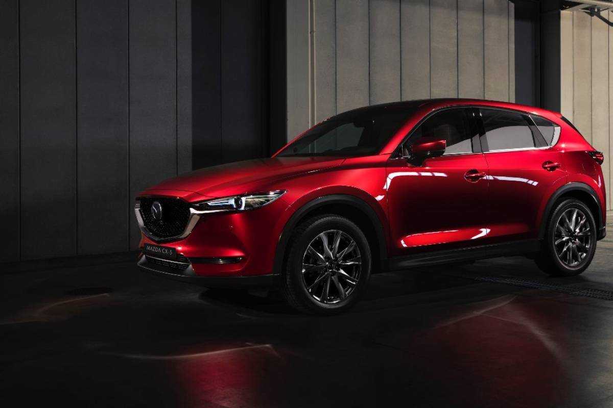 Mazda cx-5 2021 года — полноприводный кроссовер с надежными моторами, который приспособлен для езды за городом