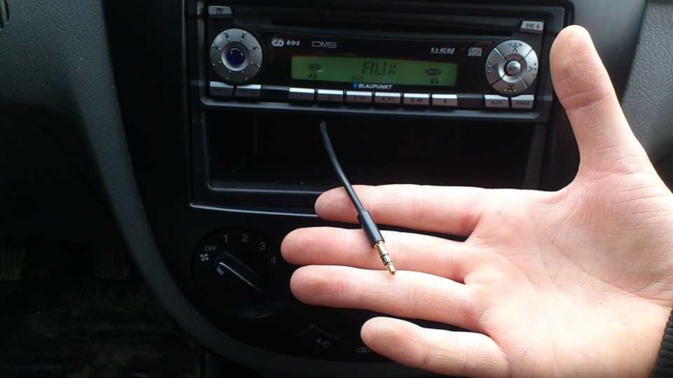 Какие способы подключения телефона к магнитоле существуют: Через USB Bluetooth AUX FM-трансмиттеры эмуляторы