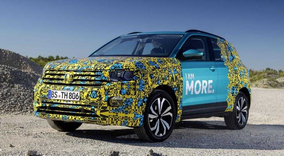 Volkswagen T-Roc в конце марта 2020 года появится у Европейских дилеров с ценником приблизительно 28 000 евро