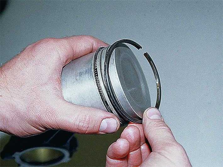 Замена колец и маслосъемных колпачков: инструкция с фото и видео | avtoskill.ru