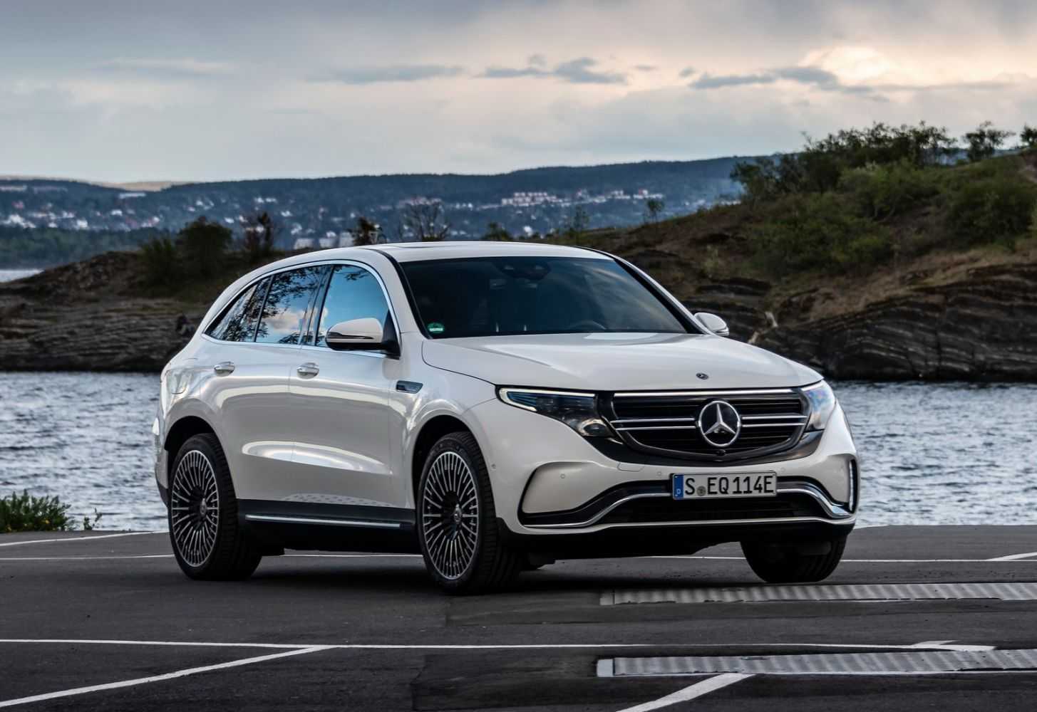 Mercedes eqc 2020 цена в россии! фото, старт продаж, запас хода