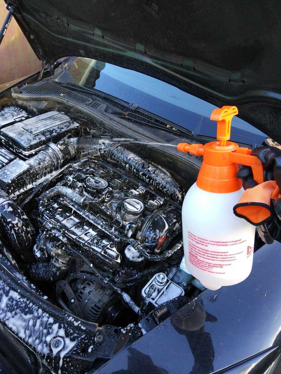 Как безопасно помыть двигатель автомобиля своими руками