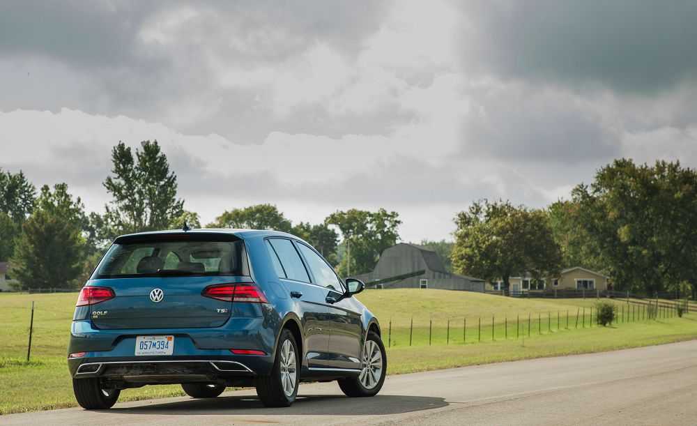 Volkswagen golf 2021: фото, цена, комплектации, старт продаж в россии