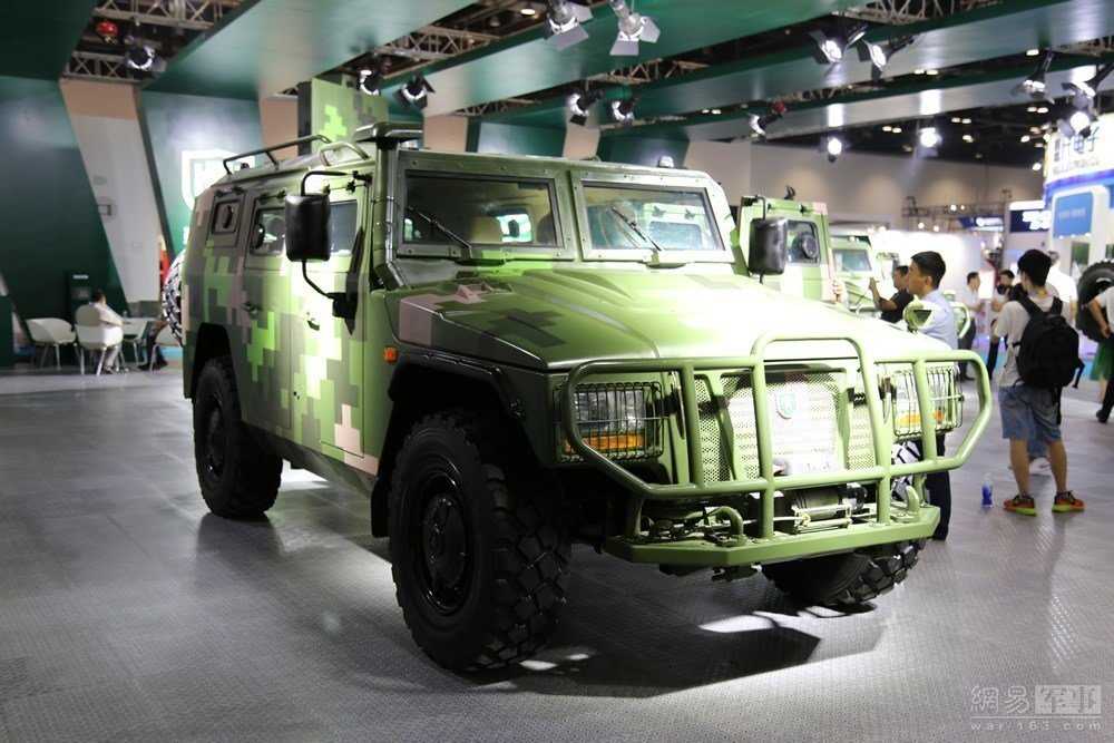 Производитель КрАЗ удивил автомобильный рынок новым представителем в семействе вездеходов-броневиков 4x4 техника получила название Hulk