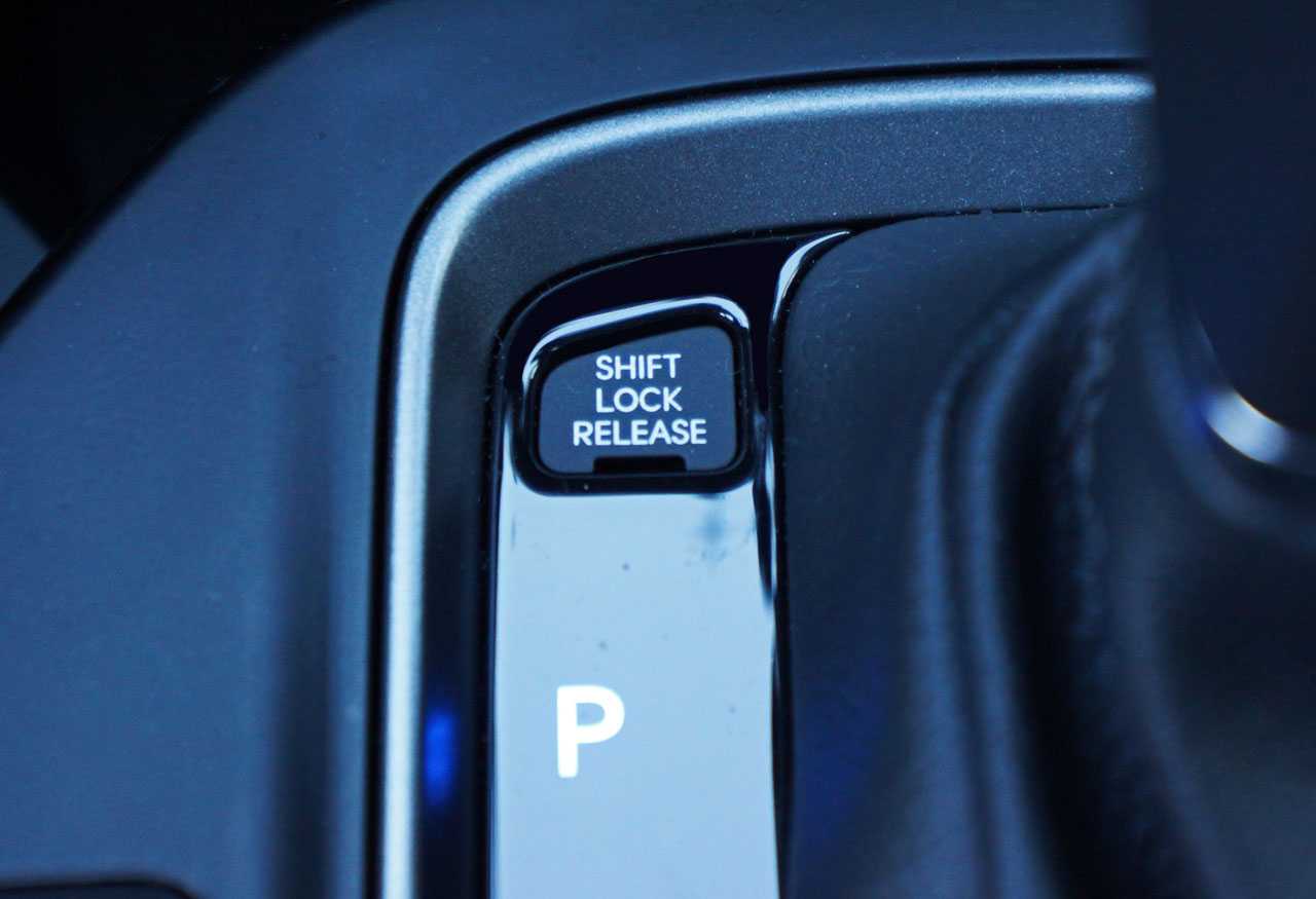 Для чего в машине нужны эти кнопки, которыми вы обычно не пользуетесь?