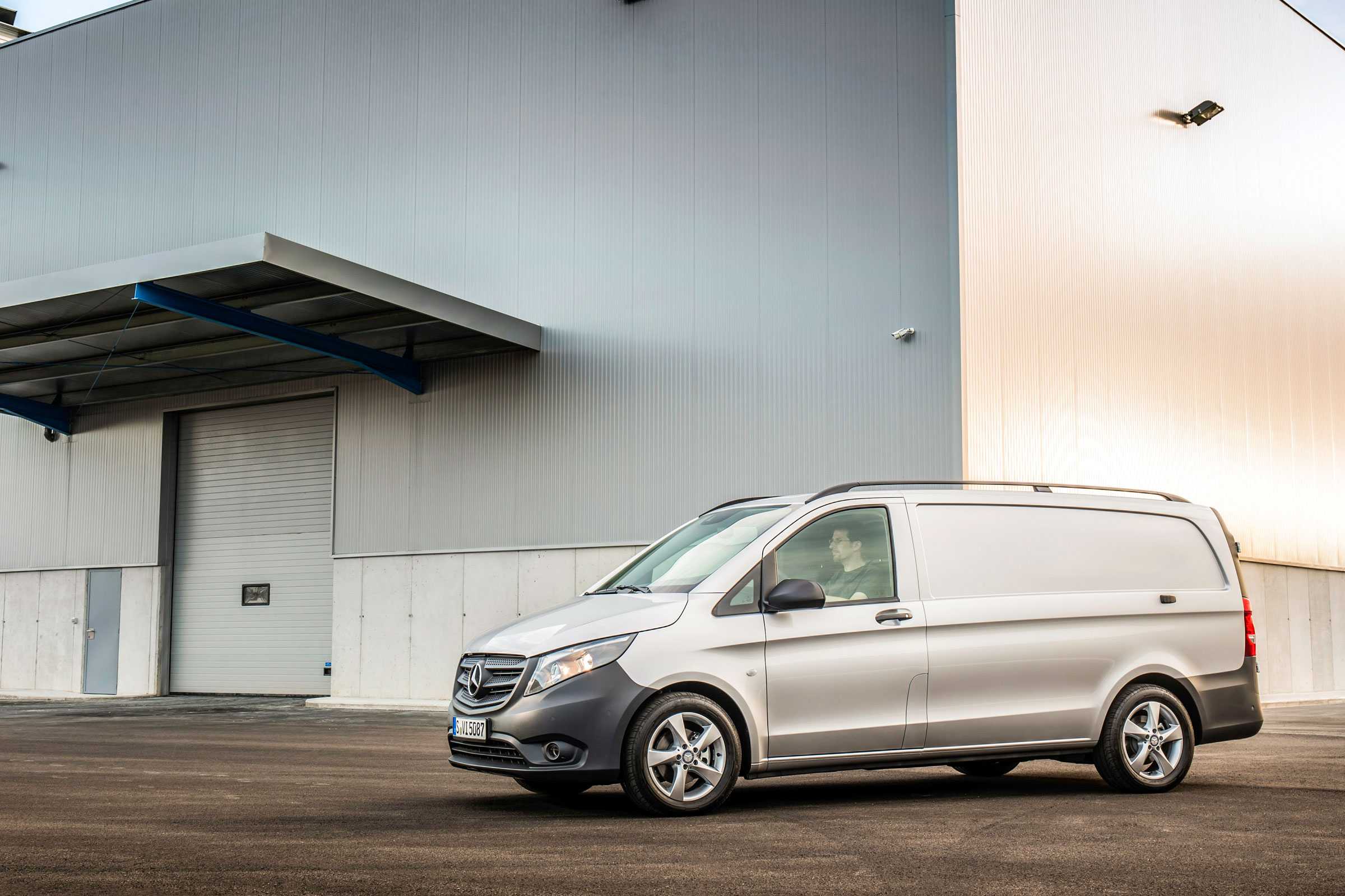 Mercedes-Benz Vito 2015 – обзор автомобиля модификации дизайн технические характеристики