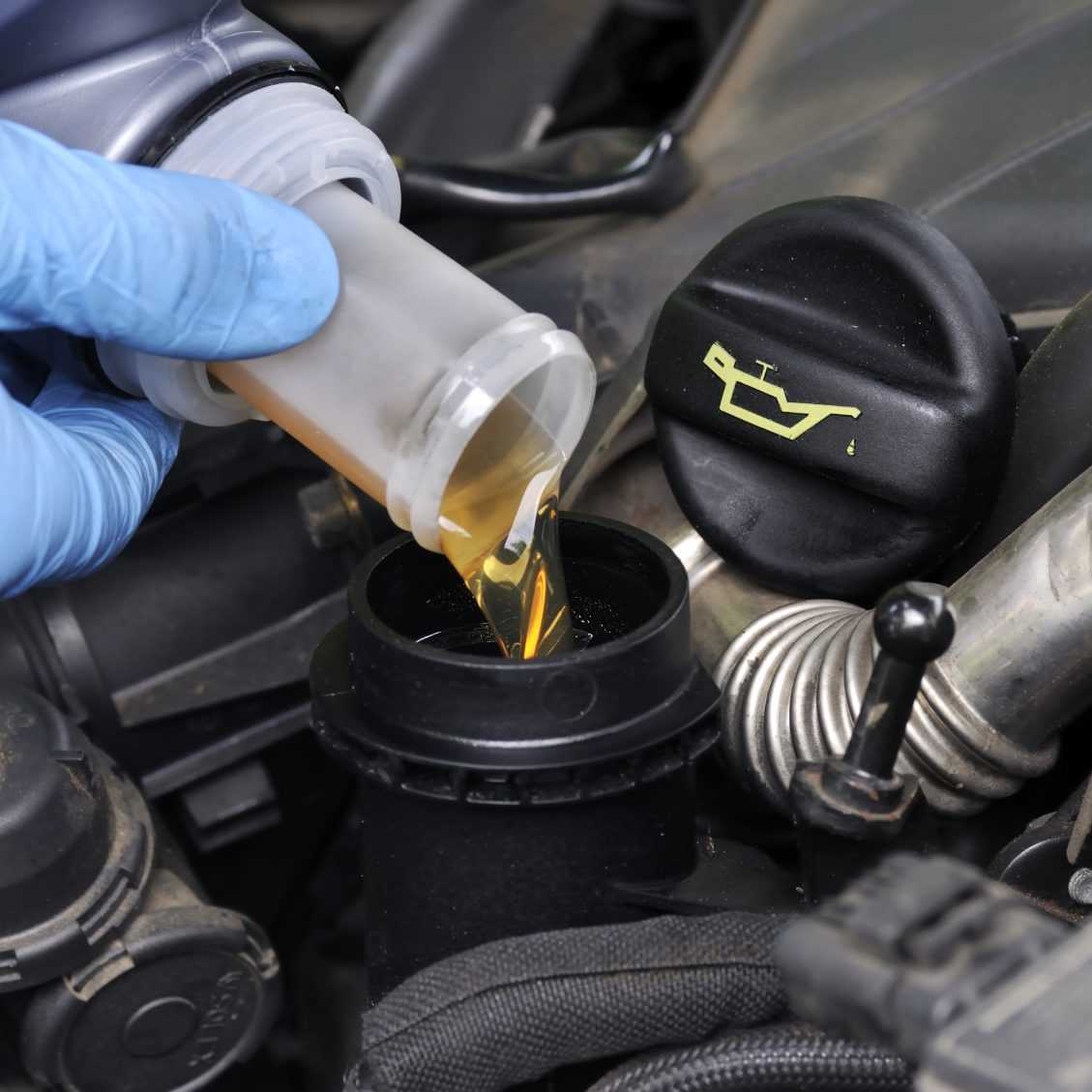 Нужно ли промыть двигатель при замене масла: мнение специалистов