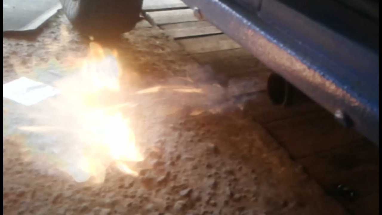 Как сделать пламя из выхлопной трубы