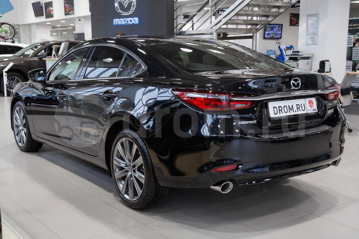 Mazda 6 2019 рестайлинг в новом кузове багажник и салон двигатели трансмиссия и ходовая часть эксплуатационные данные технические характеристики комплектации и цены отзывы тест драйв