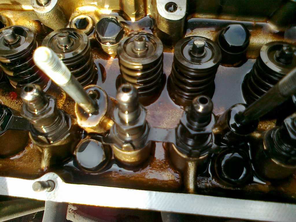 Ремонт двигателя лады приора: в каких случаях требуется (перегрев, стук, прочее), как выполнить самостоятельно для модели с 8 и 16 клапанами