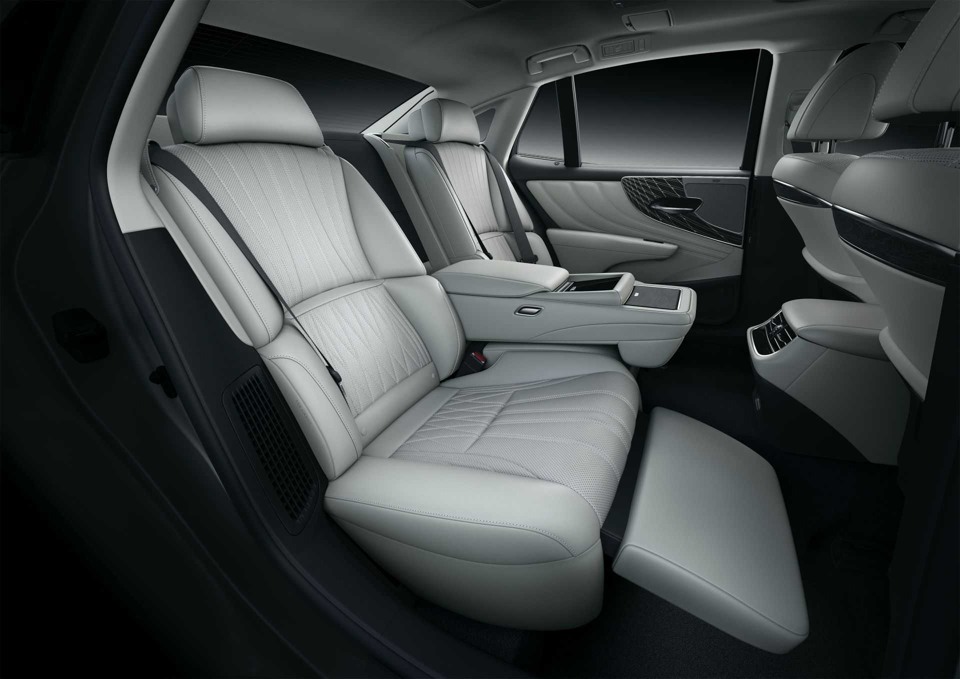 Lexus es250 2.5 at comfort (07.2018 - н.в.) - технические характеристики