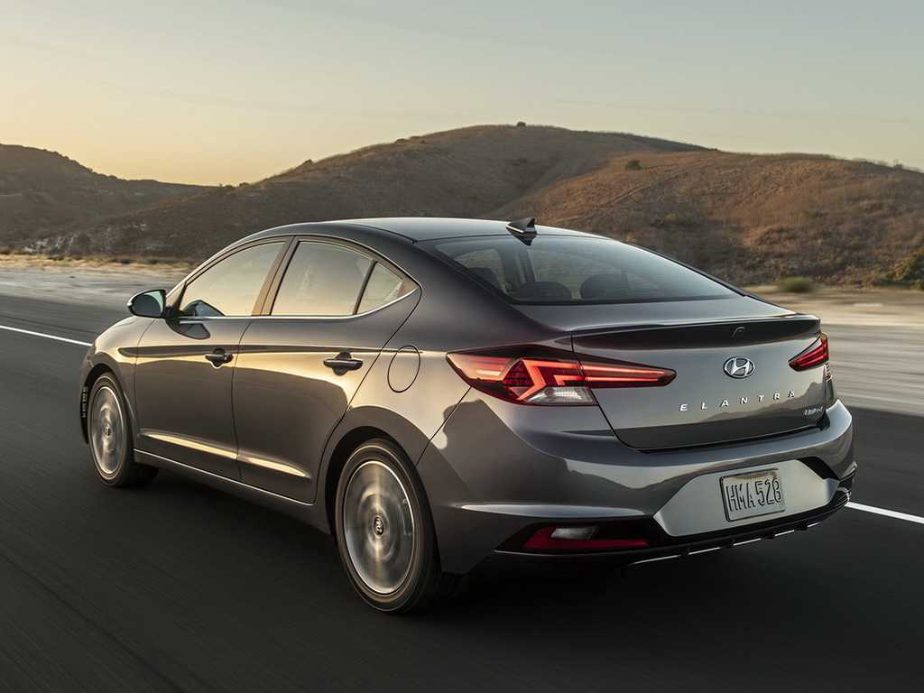 Hyundai elantra 2020: фото, характеристики, комплектации, цены | автогид