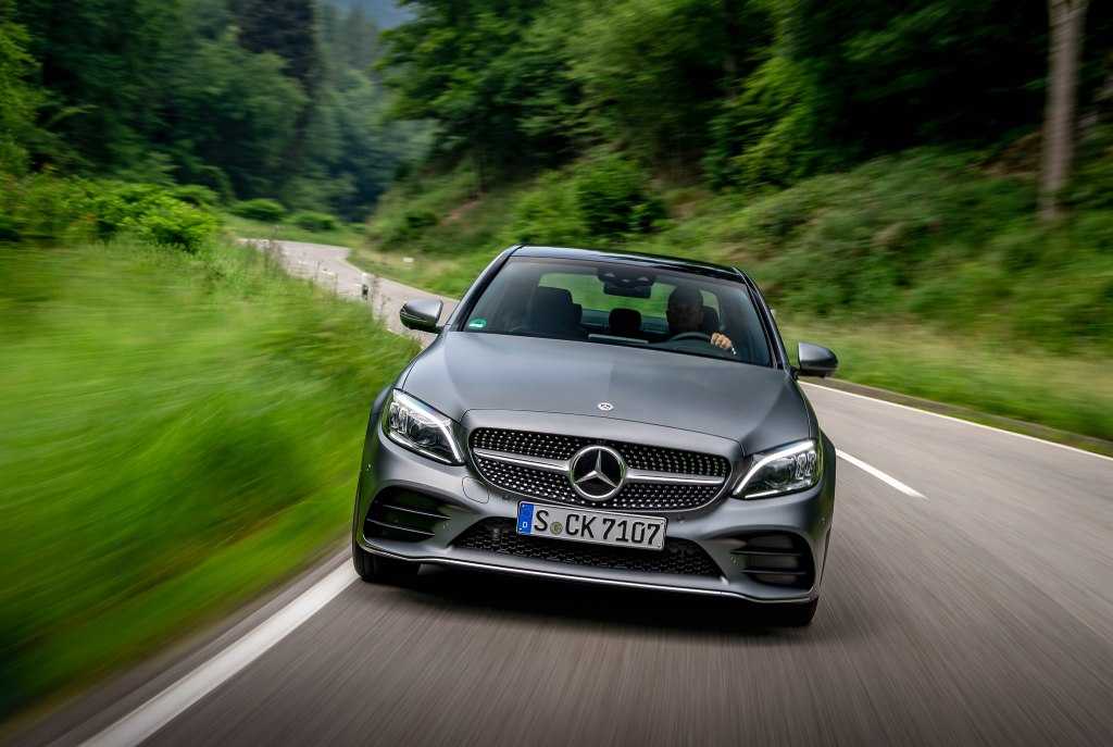 Mercedes-benz a-class 2019-2020 цена, технические характеристики, фото, видео тест-драйв