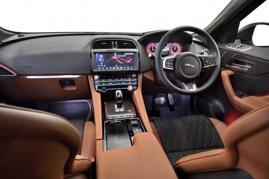 Ягуар ф-пэйс 2020 технические характеристики. jaguar f-pace 2020 комплектации и цены фото.