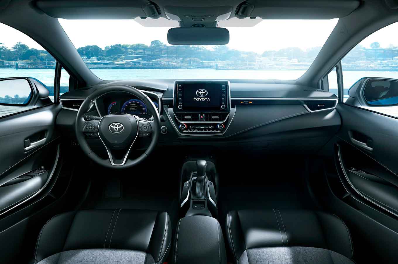 Toyota corolla 2020 — кузов и салон от бизнес-седана, расширенный комплекс безопасности и улучшенная подвеска