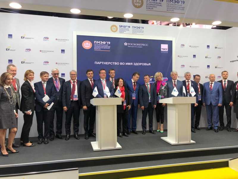 Запчасти BMW на рынках Росси Украины и других стран постсоветского пространства представлены в огромном ассортименте И не важно какая серия у вас автомобиля третья или Х5
