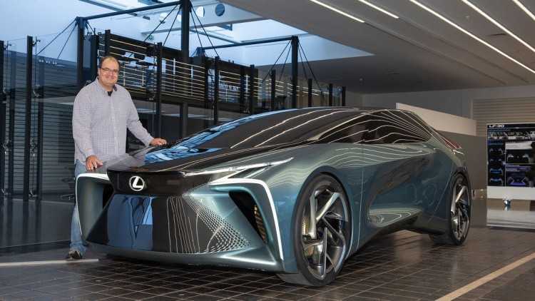 Lexus готовится к премьере своего первого серийного электрокара