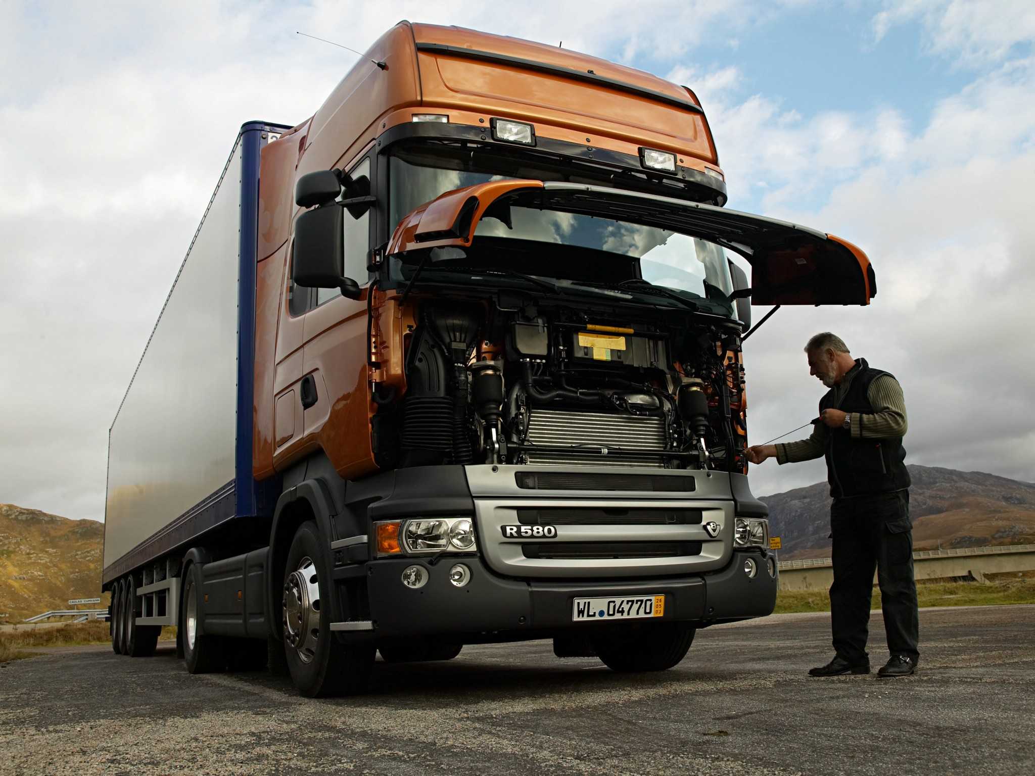 Компания Bolt Custom Truck and Manufacturing которая зарегистрирована в Америке и которая уже на протяжении нескольких лет занимается своеобразным тюнингом магистральных тягачей предложила своим